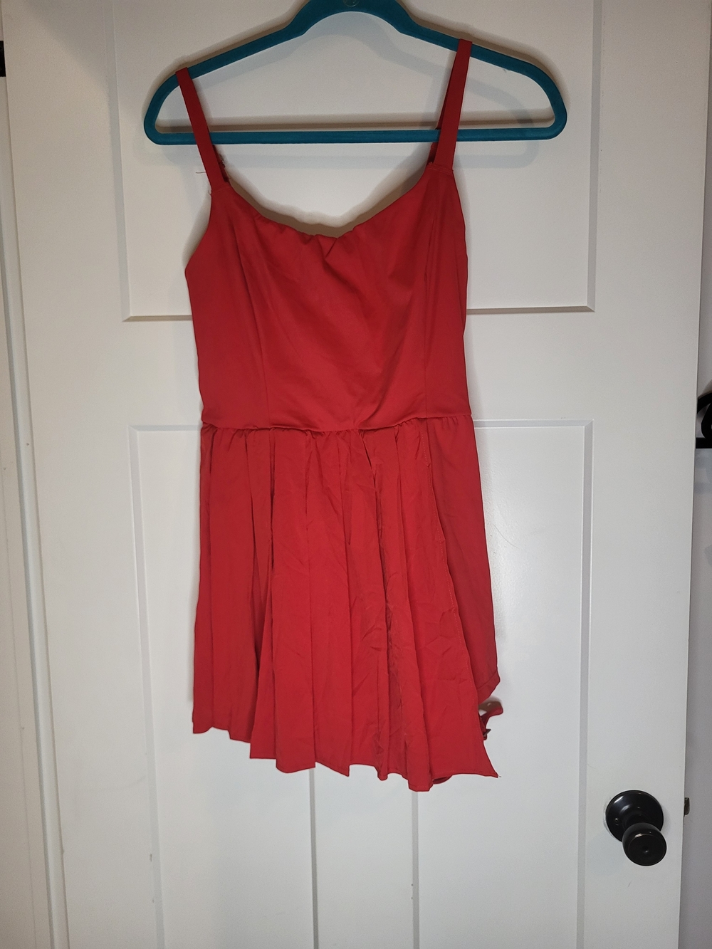 HALARA Red Sleeveless Pleated Skater Dress
